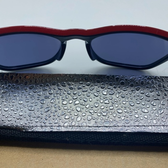 Tommy Hilfiger Unisex Sunglasses MP OM626 Blue Frame Red Trim - Picture 7 of 8